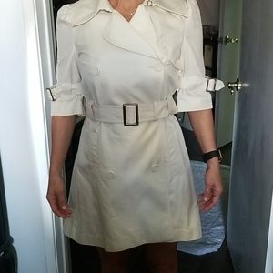 YAYA Small trench jacket.